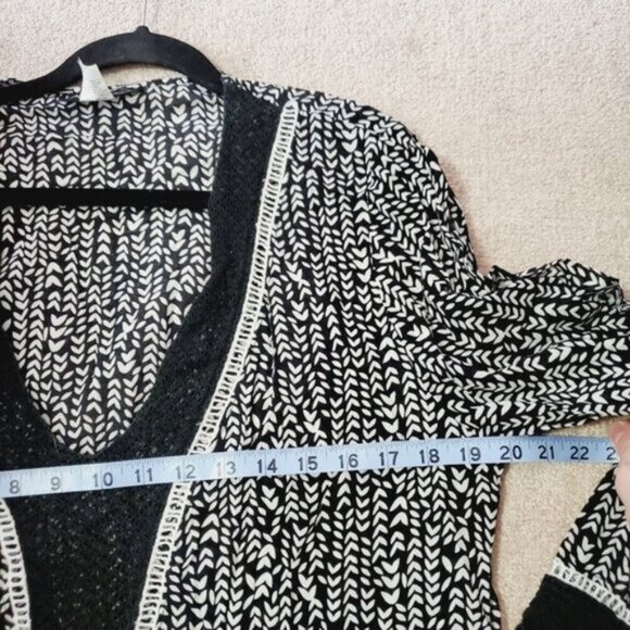 La Blanca Chic Black and White Patterned Boho Swim Coverup M - Picture 5 of 6